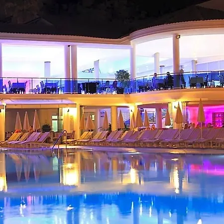 Montebello 3*