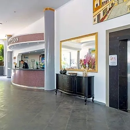 Montebello Hotel 3*