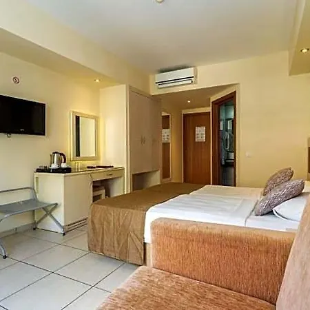Otel Montebello Cedit